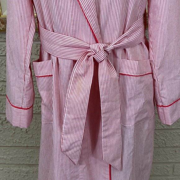 Austin Manor Vintage Men’s SeerSucker Lounging Robe - Picture 8 of 13